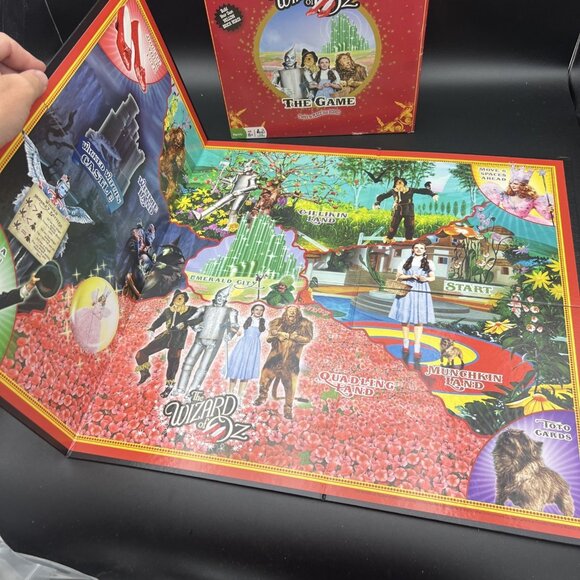 The Wizard Of Oz The Board Game By Fundex 2010 - Unpunched and Sealed parts - Picture 14 of 16